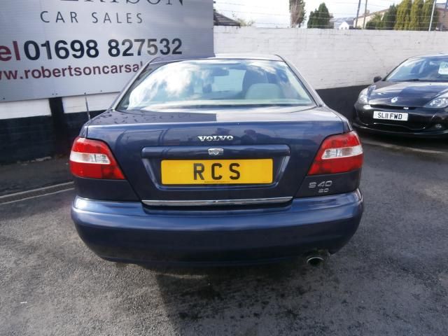 2003 VOLVO S40 1.9 SE image 3