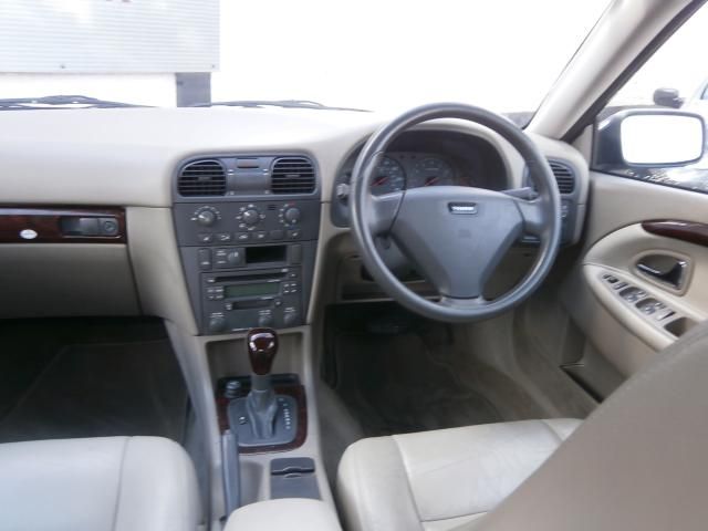 2003 VOLVO S40 1.9 SE image 4