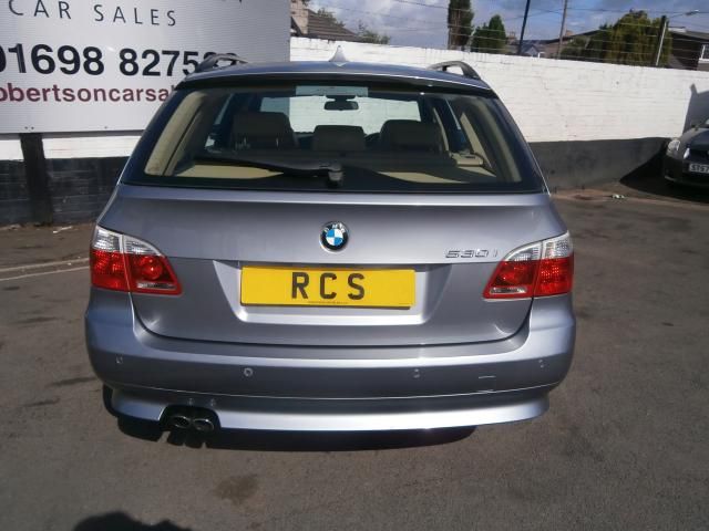 2005 BMW 5 SERIES 530I SE image 3