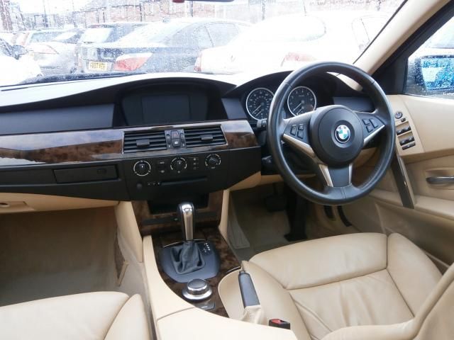 2005 BMW 5 SERIES 530I SE image 4