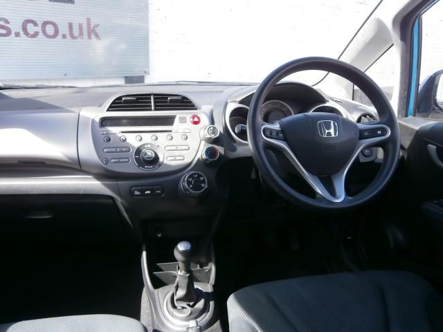 2009 HONDA JAZZ 1.4 I-VTEC image 4