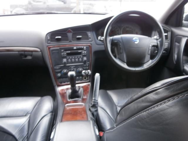 2006 VOLVO V70 2.4 D5 SE image 4