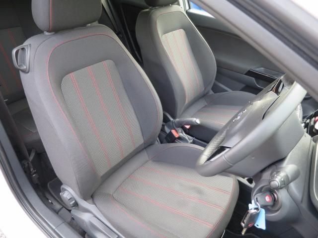 2011 VAUXHALL CORSA 1.2 image 4