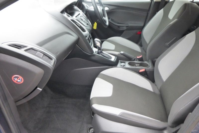 2014 Ford Focus Zetec 5dr image 4