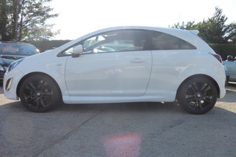 2013 Vauxhall Corsa SXi Ac 3dr image 2