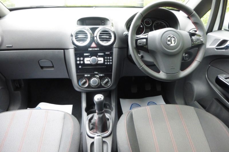 2013 Vauxhall Corsa SXi Ac 3dr image 4