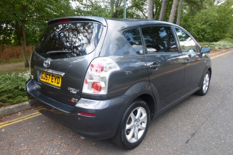 2007 Toyota Corolla Verso image 3