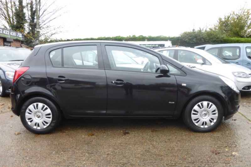 2009 Vauxhall Corsa Club image 2