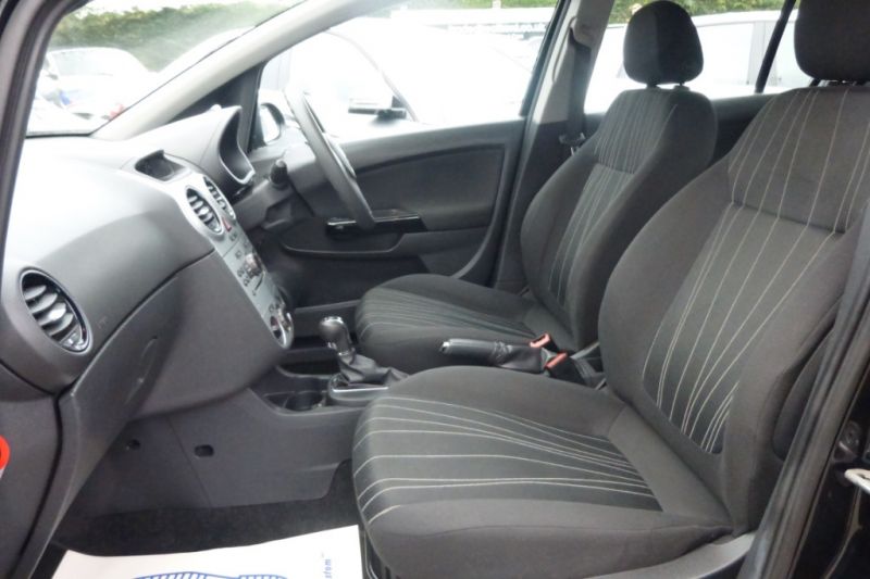 2009 Vauxhall Corsa Club image 4