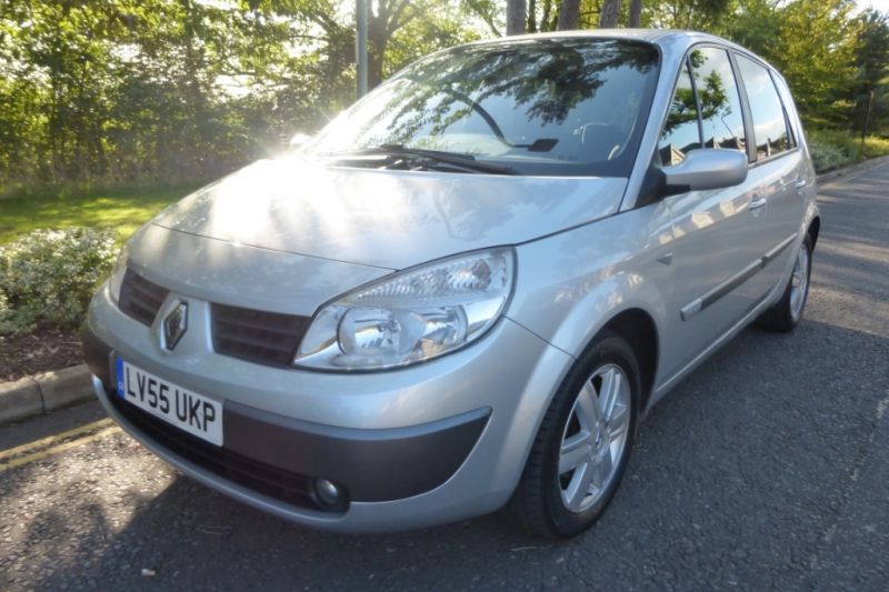 2005 Renault Scenic Dynamique 1.6 image 1