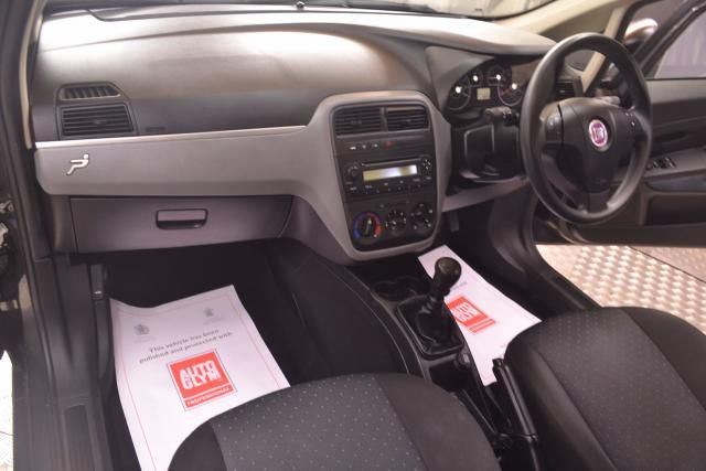 2008 FIAT GRANDE PUNTO image 5
