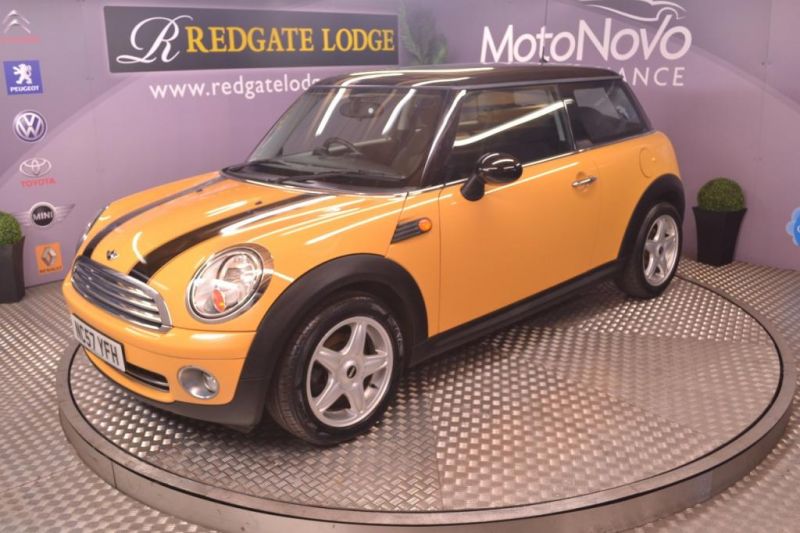 2007 MINI HATCH COOPER image 1