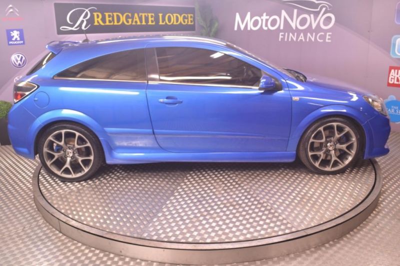2007 VAUXHALL ASTRA VXR image 2