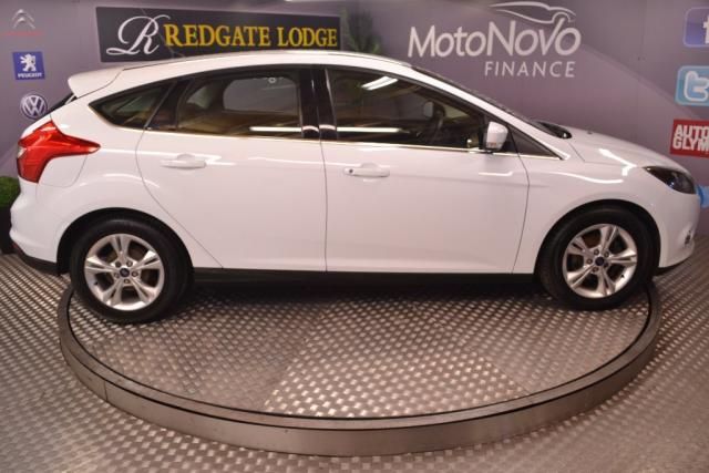 2012 FORD FOCUS ZETEC TDCI image 2