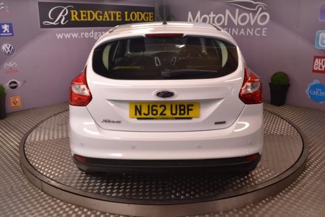 2012 FORD FOCUS ZETEC TDCI image 3
