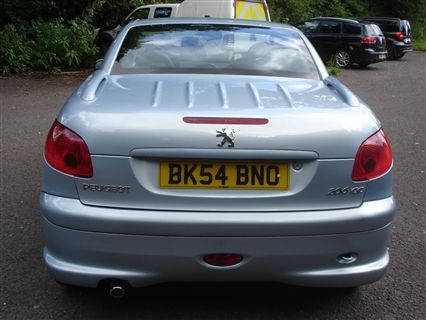 2004 PEUGEOT 206 image 3