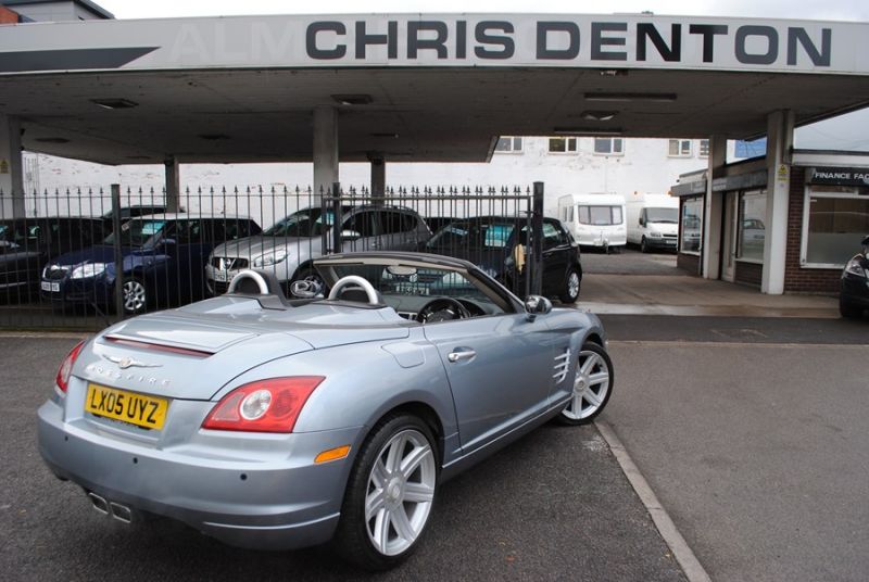 2005 CHRYSLER CROSSFIRE 3.2 image 2