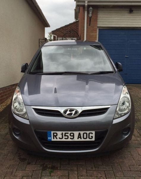 2009 Hyundai i20 Comfort in Grey. (59 plate) Excellent condition image 2