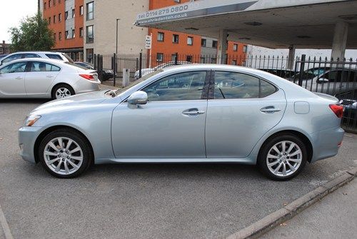 2010 LEXUS IS 220D 2.2TD SE image 2
