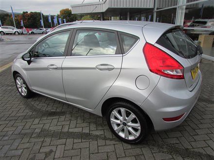 2010 Ford Fiesta 1.25 Zetec image 3
