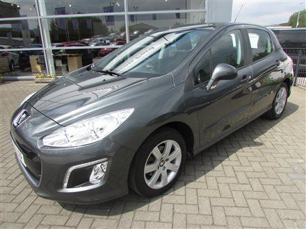 2012 Peugeot 308 1.6 HDi Active image 1