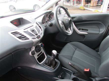 2011 Ford Fiesta 1.25 Zetec image 4