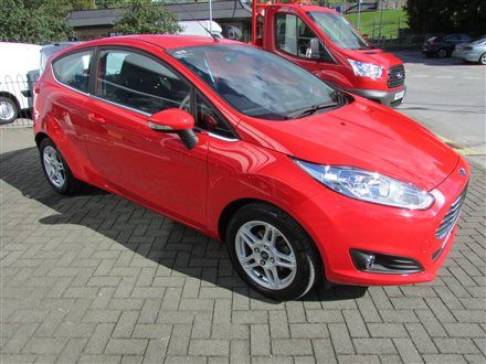 2014 Ford Fiesta 1.25 Zetec image 2
