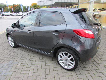 2013 Mazda Mazda2 1.3 Tamura image 3