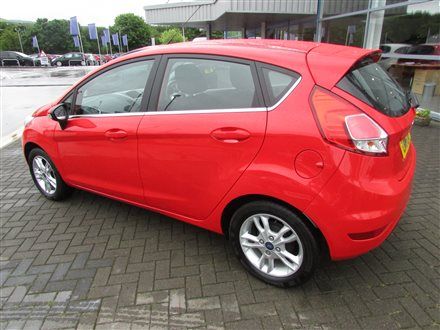 2014 Ford Fiesta 1.25 Zetec image 3