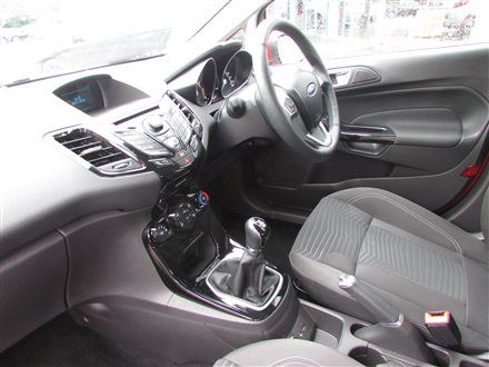 2014 Ford Fiesta 1.25 Zetec image 4