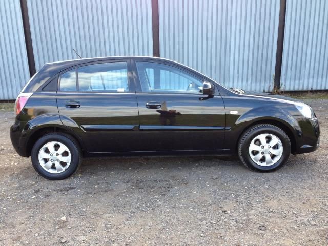2010 KIA RIO 1.5 CRDI image 2