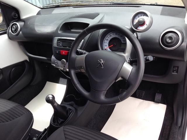 2013 PEUGEOT 107 1.0 image 4