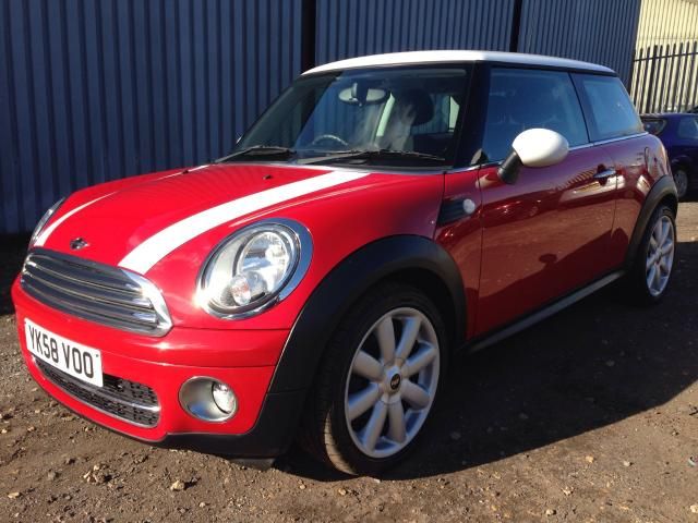 2008 MINI HATCH 1.6 COOPER D image 1