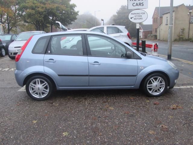 2005 FORD FIESTA 1.6 GHIA image 2