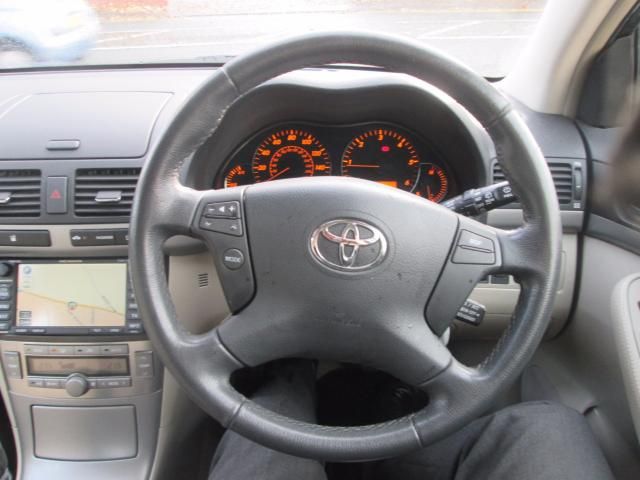 2008 TOYOTA AVENSIS 2.2 image 4