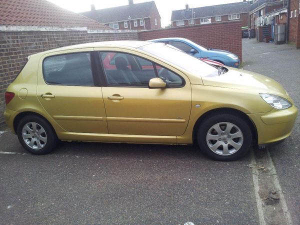 2002 Peugeot 307 for sale image 2