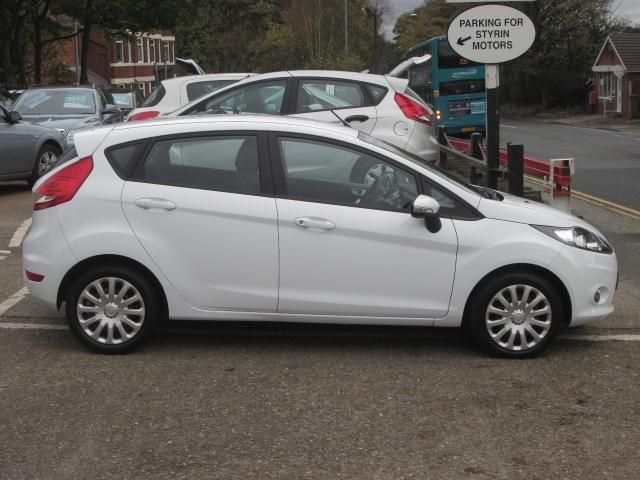 2011 FORD FIESTA 1.4 TDCI image 2