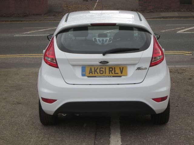 2011 FORD FIESTA 1.4 TDCI image 3