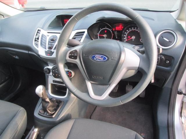 2012 FORD FIESTA 1.4 TDCI image 4