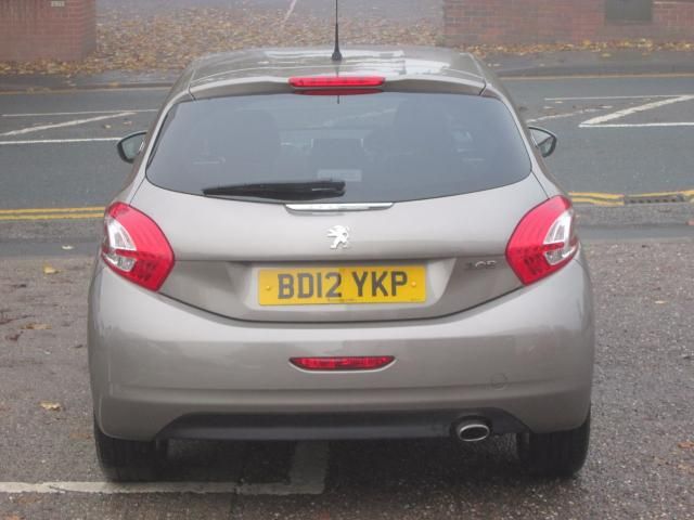 2012 PEUGEOT 208 1.4 HDI image 3