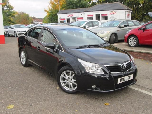 2011 TOYOTA AVENSIS 2.2 image 1