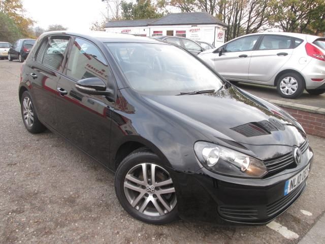 2010 VOLKSWAGEN GOLF 1.6 image 1