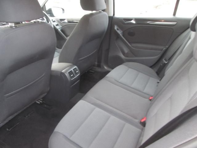 2010 VOLKSWAGEN GOLF 1.6 image 5