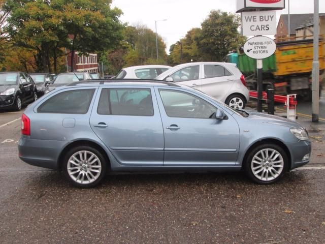 2010 SKODA OCTAVIA 2.0 image 2
