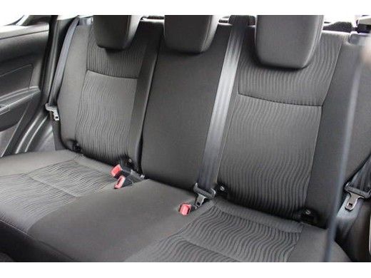 2012 Suzuki Swift SZ2 image 5