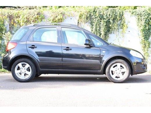 2012 Suzuki SX4 SZ4 image 2