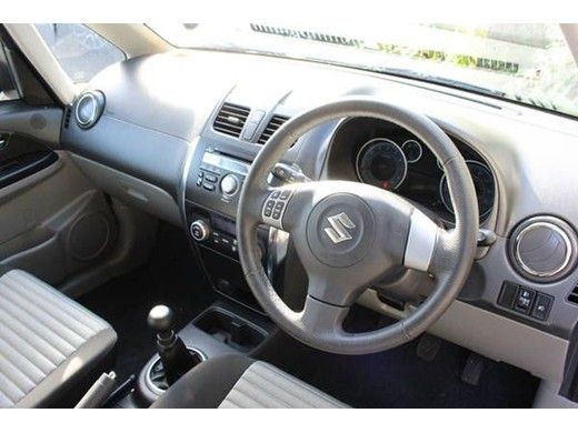 2012 Suzuki SX4 SZ4 image 4