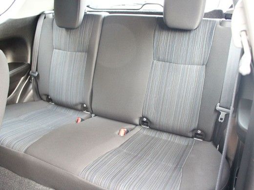 2013 Suzuki Swift 1.2 SZ3 3dr image 5