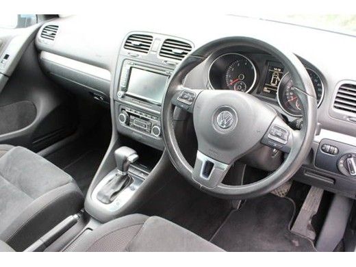 2009 Volkswagen Golf TSI GT image 4