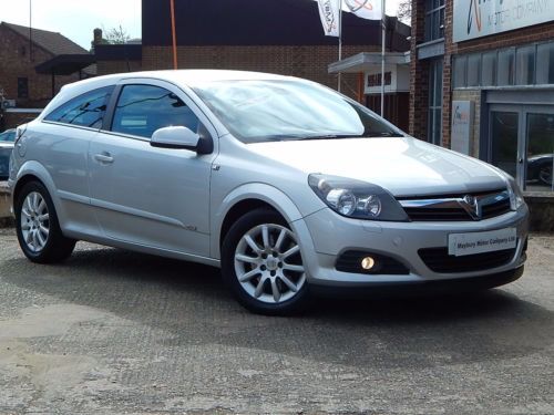 2006 VAUXHALL ASTRA 1.9 image 1